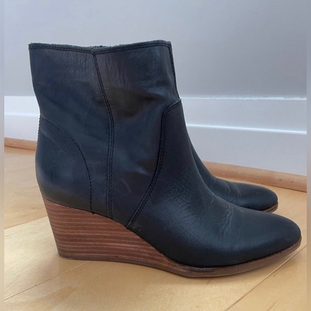 NEW Lucky Brand Wafael Black Wedge Booties